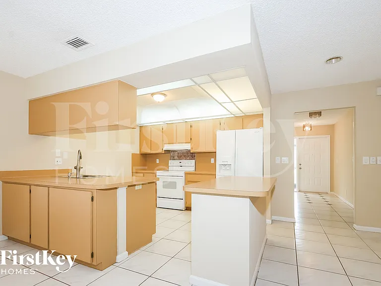 13581 Columbine Ave — Photo 6