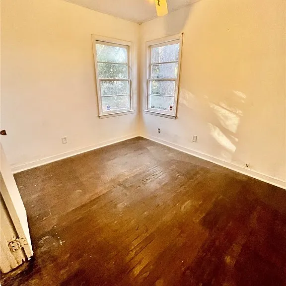 502 Spring Ave — Photo 16