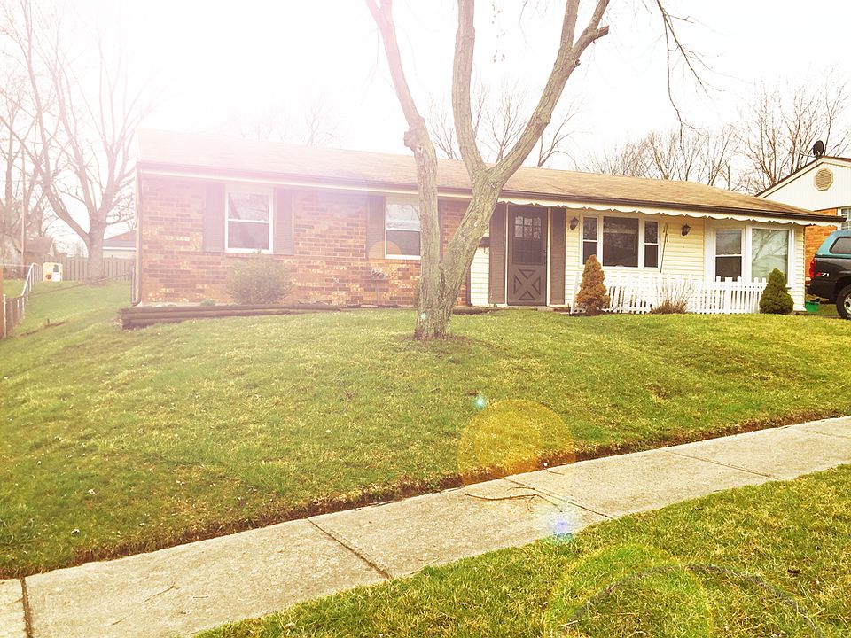 situated in a quiet neighboorhood with sidewalks.