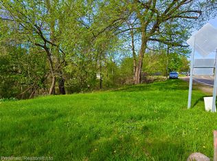 9691 Elizabeth Lake Rd, White Lake, MI 48386