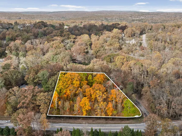612 Miles Rd, Signal Mountain, TN 37377