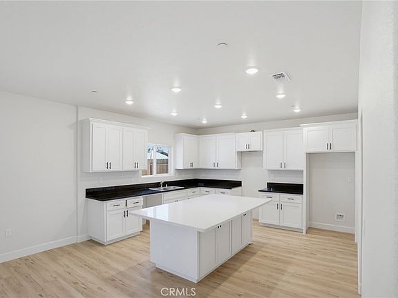 4th image of 2943 Capella Dr