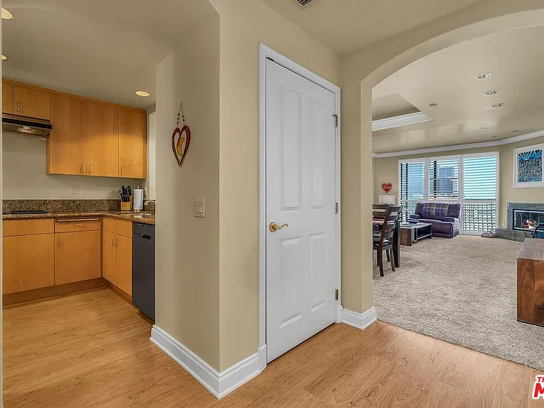 11847 Gorham Ave #308 — Photo 2