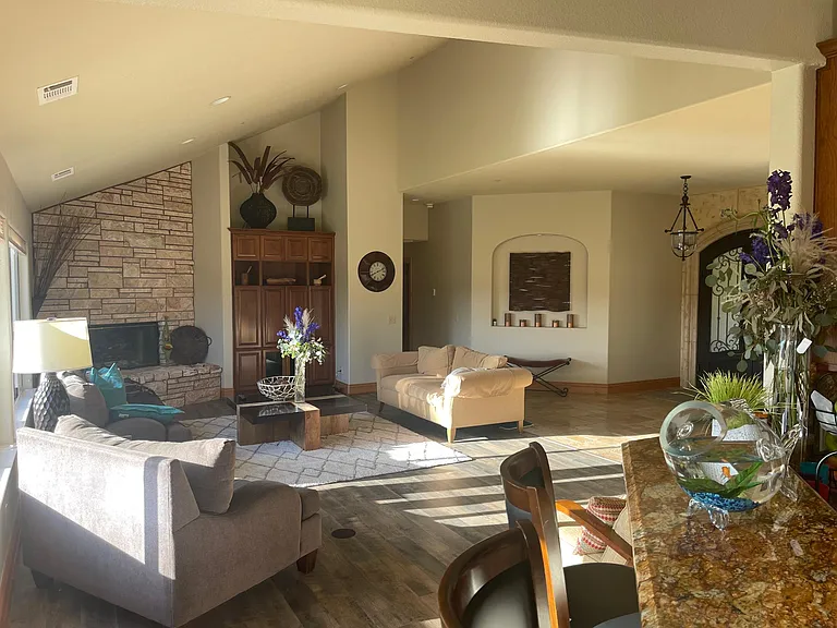 550 Bluebird Glen Rd — Photo 5