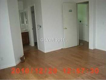 4th image of 1430 Lamplight Village Ln