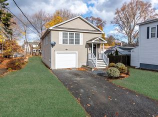 32 Woodrow Ave, Cranston, RI 02920