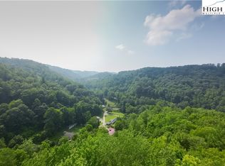 6 & 7 Buckeye Rd, Elk Park, NC 28622