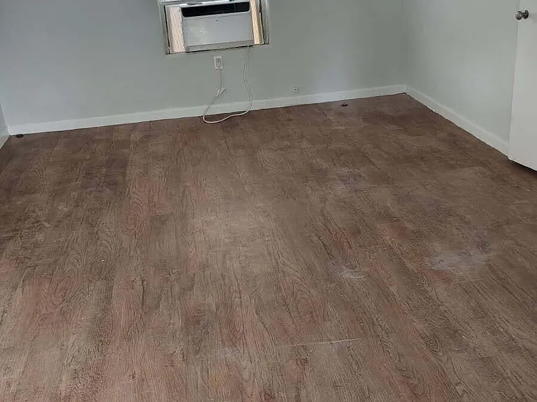 1231 N F St #1 — Photo 9