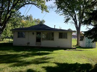 425 Fairview Ave, Russells Point, OH 43348