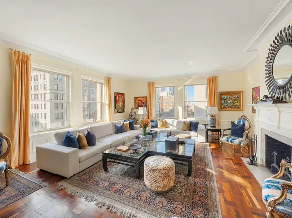 640 Park Avenue image 1 of 29