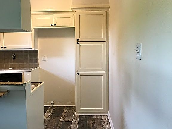 Kitchen Pantry