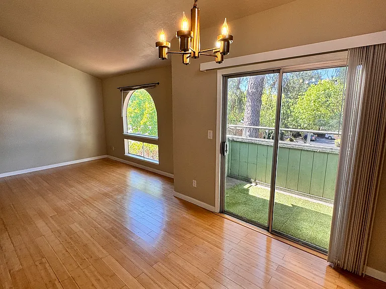 3729 Clayton Rd — Photo 7