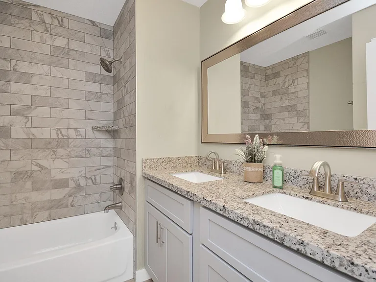 13339 Yaupon Holly Ln — Photo 17