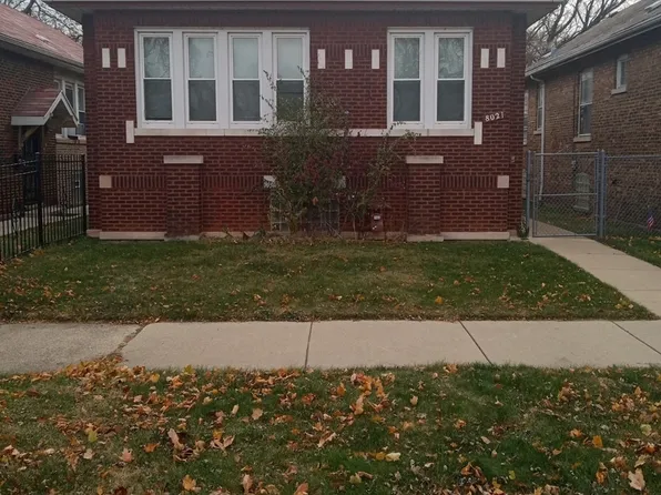 8021 S Clyde Ave, Chicago, IL 60617