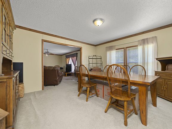 4th image of 402 Virginia Ave