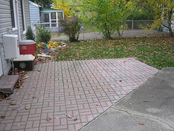 3rd image of 641 Kensington Ave