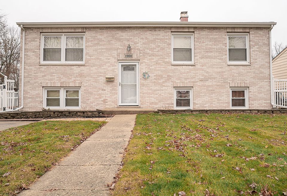 1960 Park Ave, Hanover Park, IL 60133 Zillow