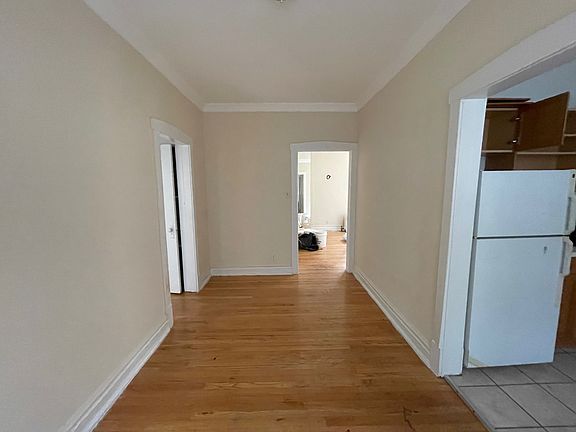 5th image of 1029 W North Shore Ave #1031-2N