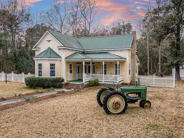 1049 Griffith Acres Dr, Cottageville, SC 29435