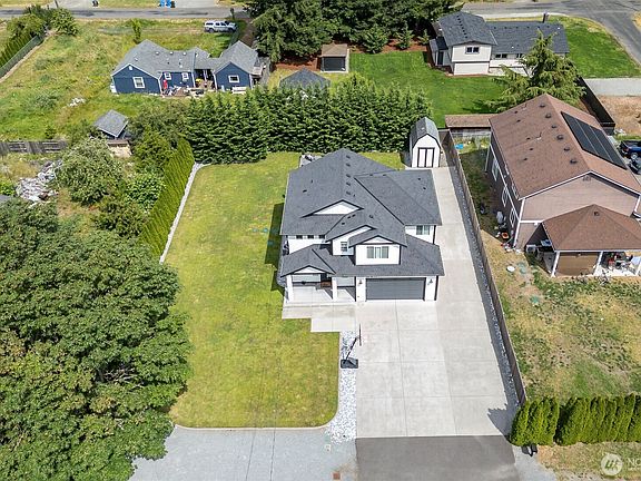 3rd image of 10519 24th Avenue E