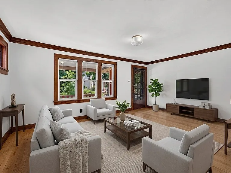 2836 N Richards St — Photo 3