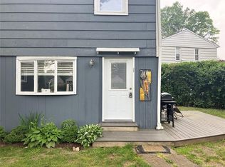71 Vought Pl, Stratford, CT 06614