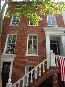 3050 P St NW, Washington, DC, 20007