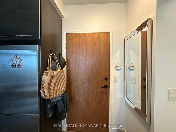 4th image of 1 Market St #1012