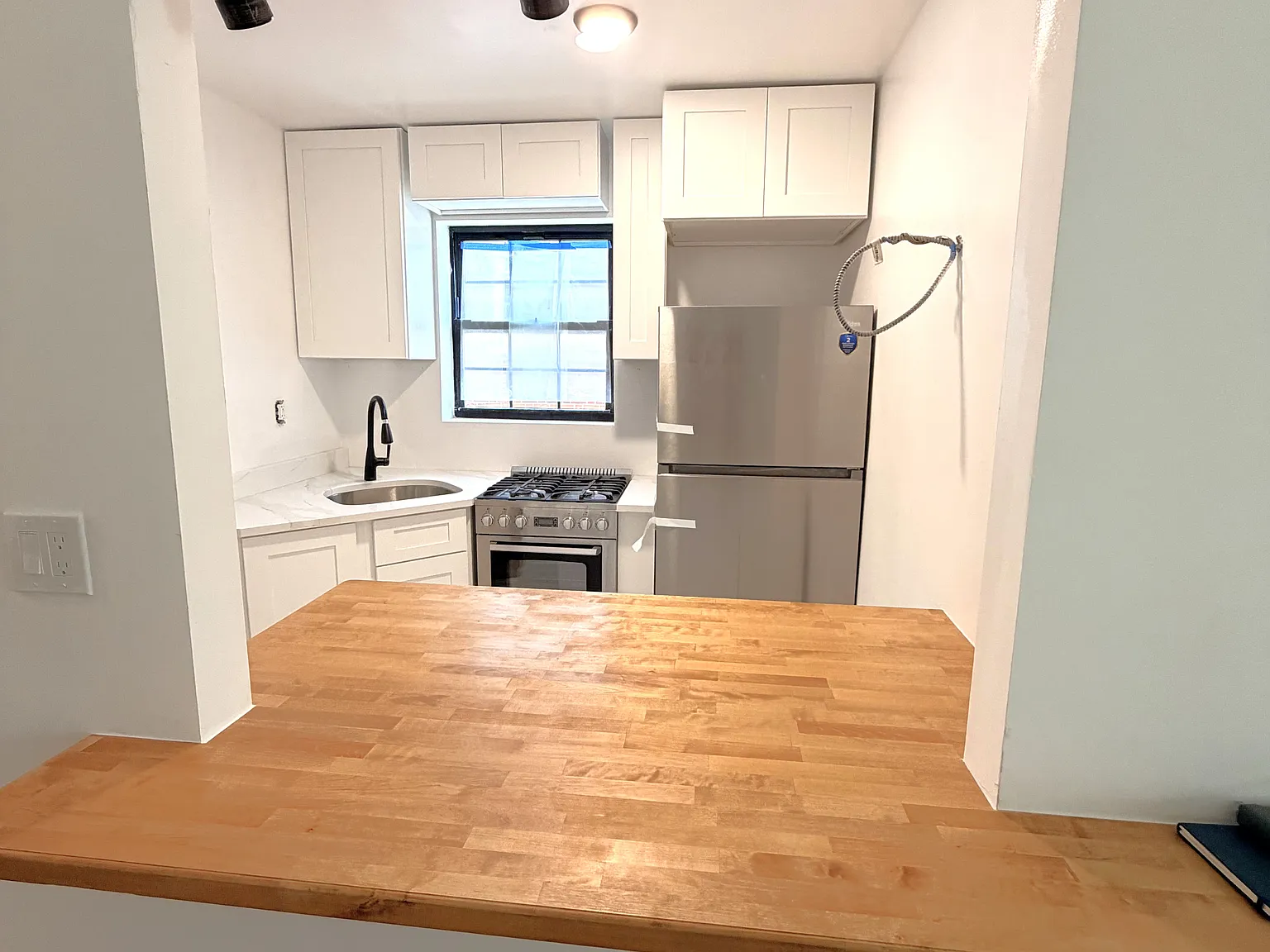 32-20 34th Avenue — Photo 3