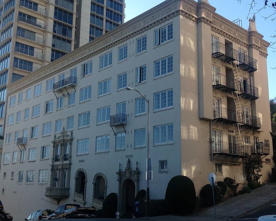 1st image of 899 Green St #310