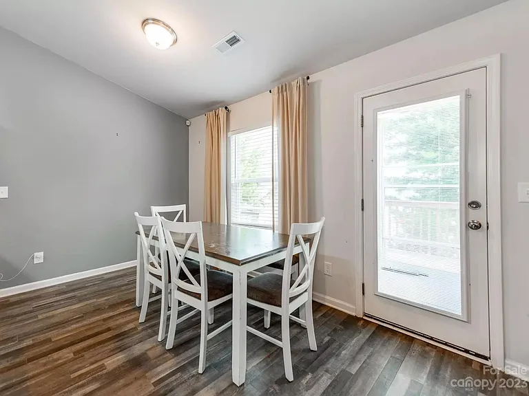 1016 Amberlight Cir #1016 — Photo 11