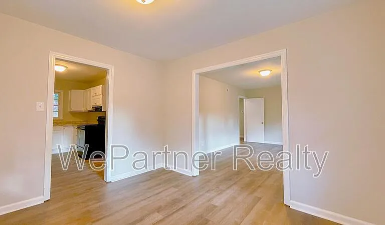 2744 Fairlane Dr SE — Photo 14