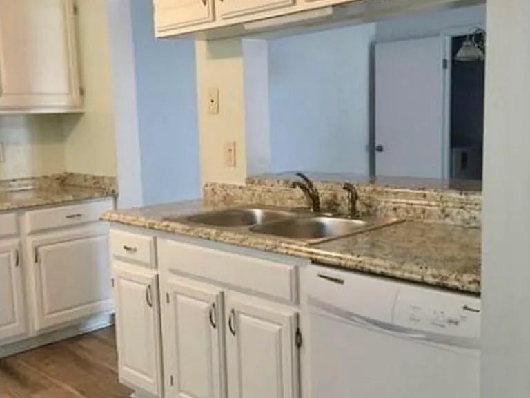 2141 Sanctuary Ct — Photo 15