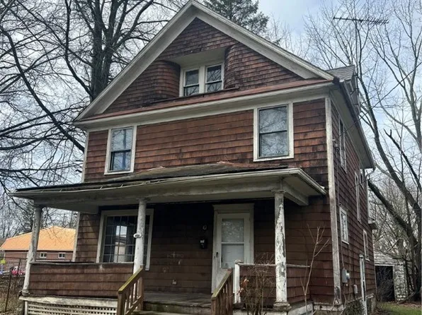480 Wildwood Ave, Akron, OH 44320