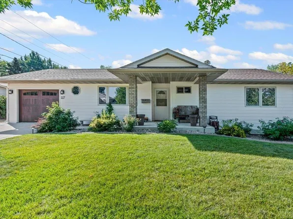 227 E Michigan St, Spearfish, SD 57783