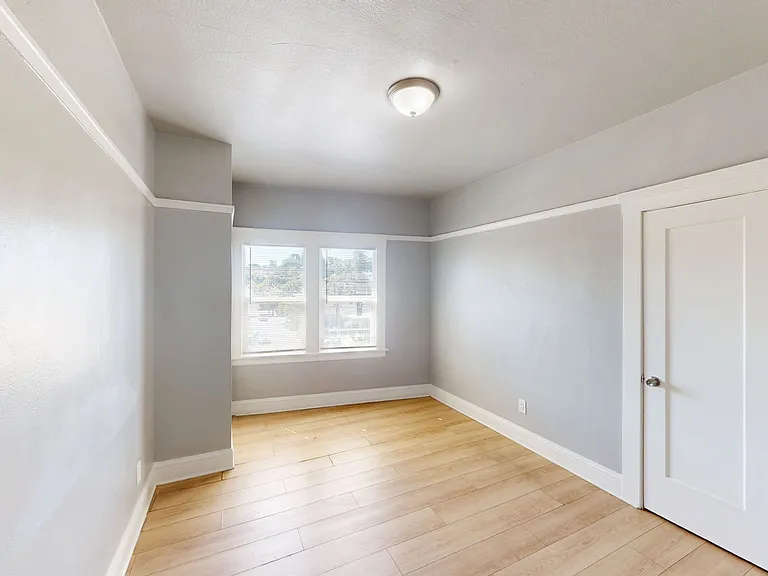 2605 High Street — Photo 29