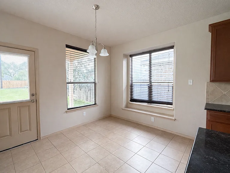 11922 Harristown Dr — Photo 16