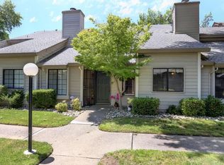 8125 Country Vista Ln, Fair Oaks, CA 95628