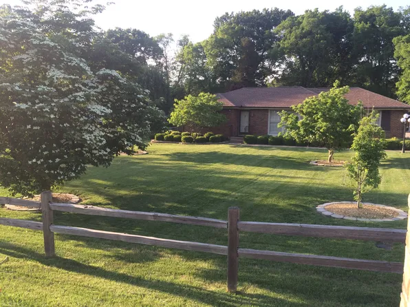 130 McBratney Dr, Hendersonville, TN 37075