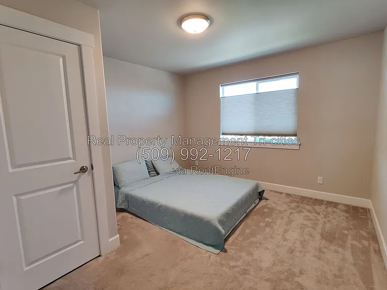 1108 S Kansas Pl — Photo 31