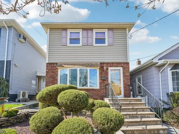 151 Arlington Blvd, North Arlington Boro, NJ 07031