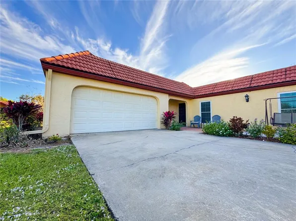 914 W Faith Cir, Bradenton, FL 34212