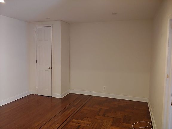 2nd image of 7415 35th Ave APT 4E
