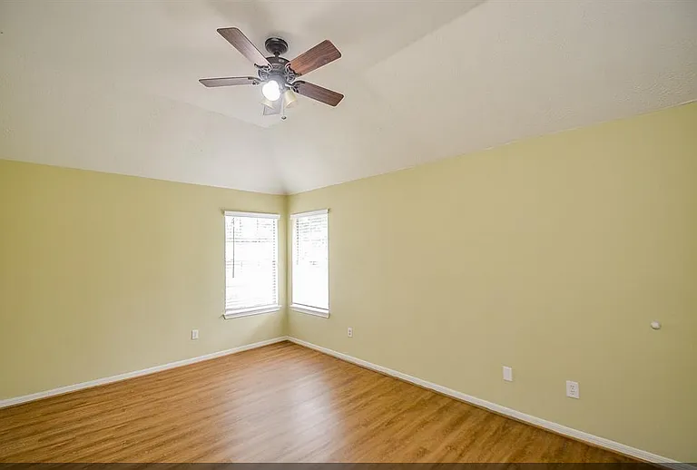 318 N Cypress Estates Cir — Photo 41