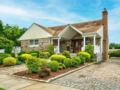 118 Chicago Avenue, Massapequa, NY, 11758