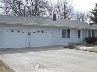 400 Linda Ave, Rochelle, IL 61068