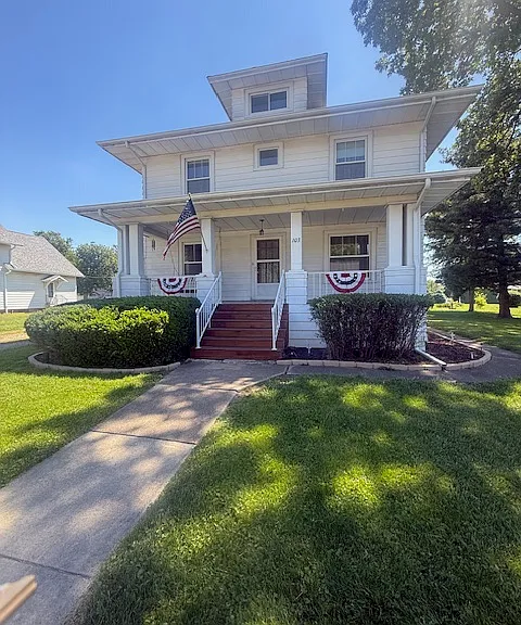105 N Logan St — Photo 1