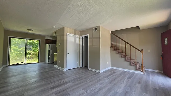 1507 Linden St #3 — Photo 1