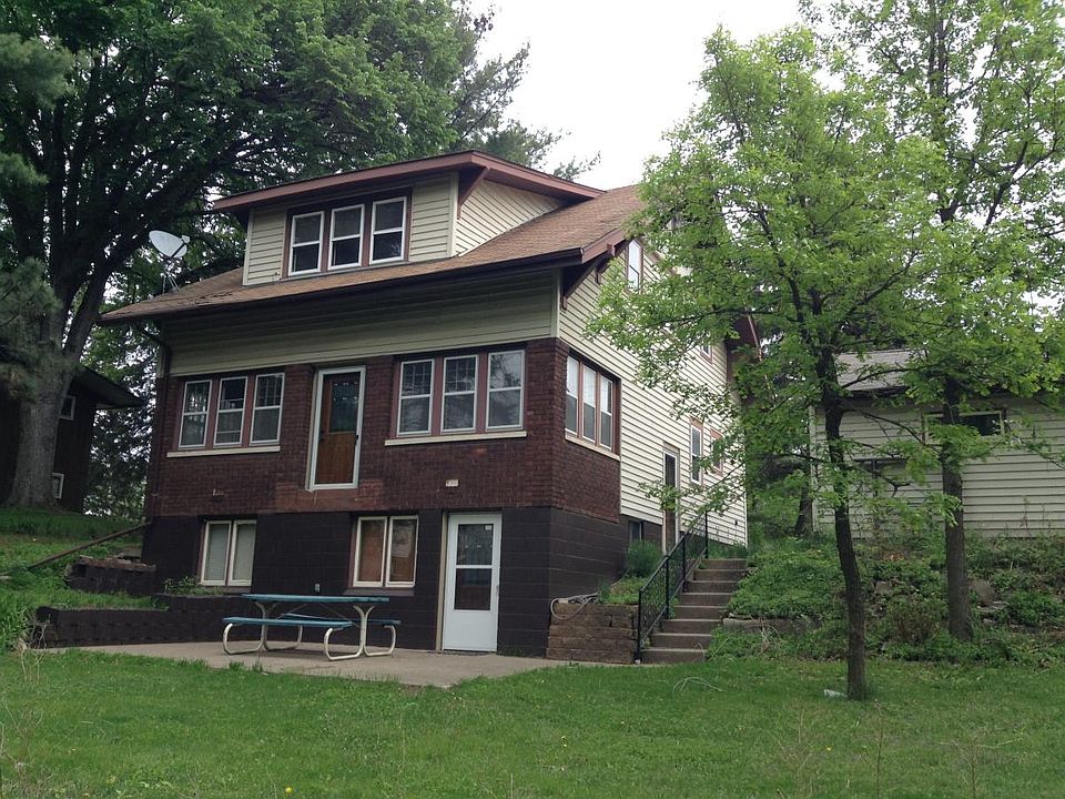Back View (used to be the front before moved to this location in '70s)