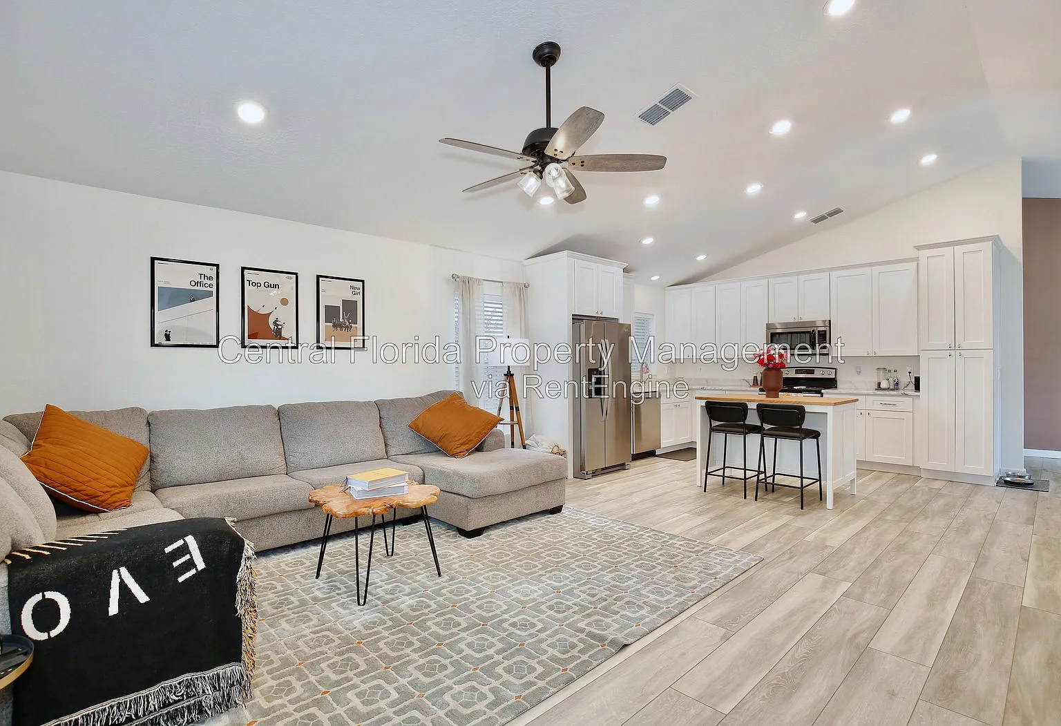 3 bed, 2.0 bath, 1456 sqft, $2,399 — Photo 4